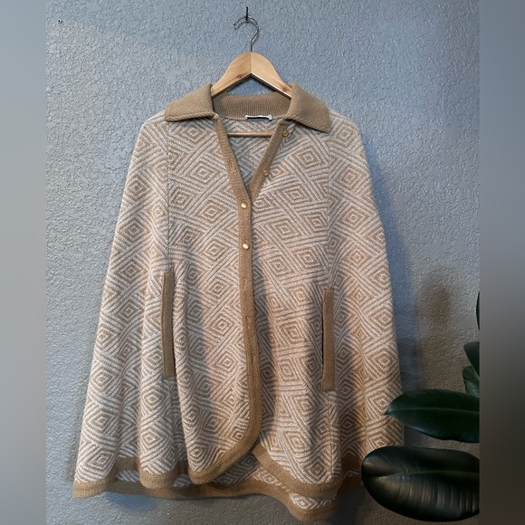 Vintage Geometric Cape Cream Tan Boho Cottagecore Retro Lagenlook - Picture 2 of 9